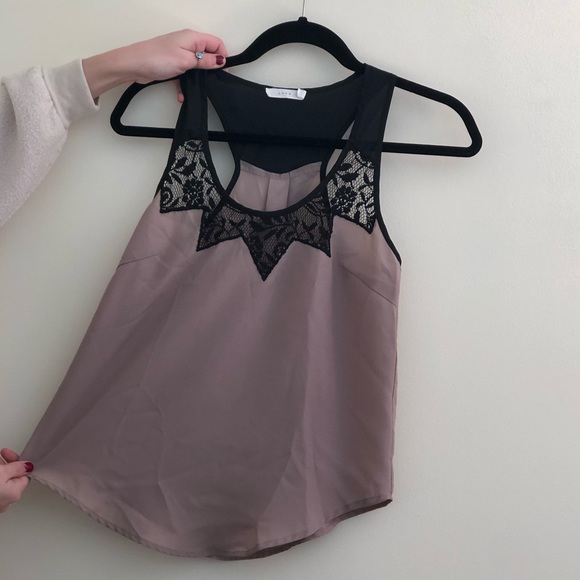 Sheer but classy business top - Picture 1 of 1